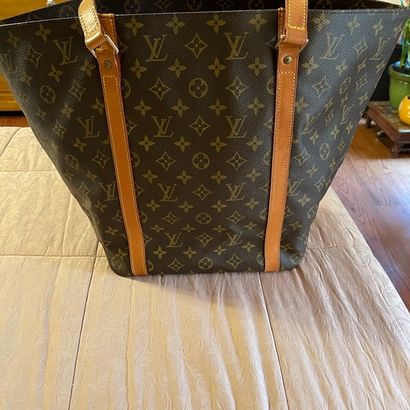 Authentic LV Large Sac Shopping Tote - Picture 15 of 16